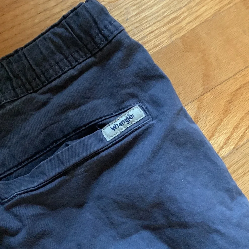 Blue Wrangler cargo durable work pants